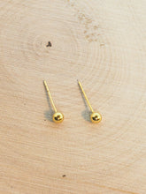 Load image into Gallery viewer, Real 14K Gold Studs