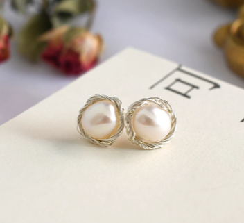 Circle Pearl Stud Earrings