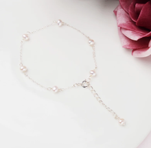 Load image into Gallery viewer, Petite Pearl Bracelet